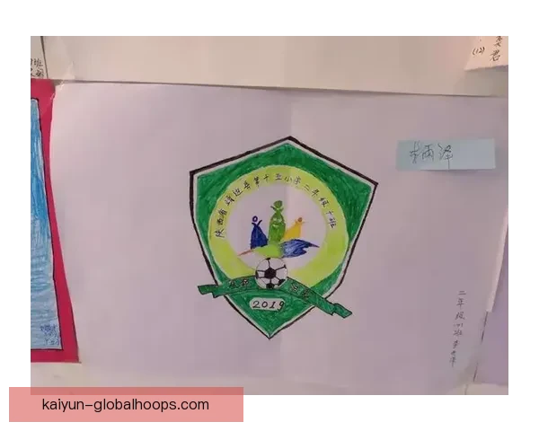 中国队新队徽揭晓，龙纹设计象征强大与团结，备受期待