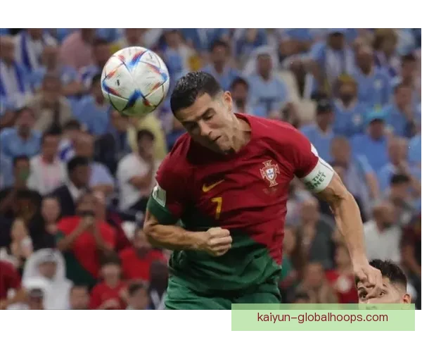 C罗头球能力持续提升，展现出难以匹敌的空中优势