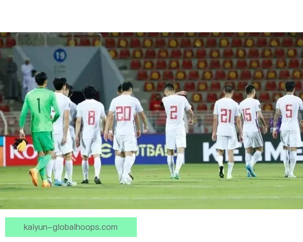 中国足球对阵日本的比赛表现分析与走势关注