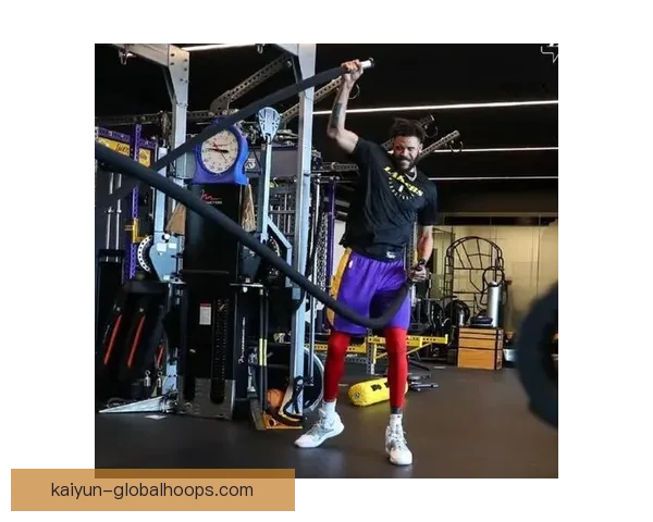 Foden 在训练中的有趣瞬间引发球迷热议，表现值得关注。