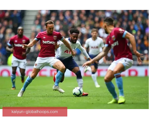 英超富勒姆迎战西汉姆，状态回暖备受关注